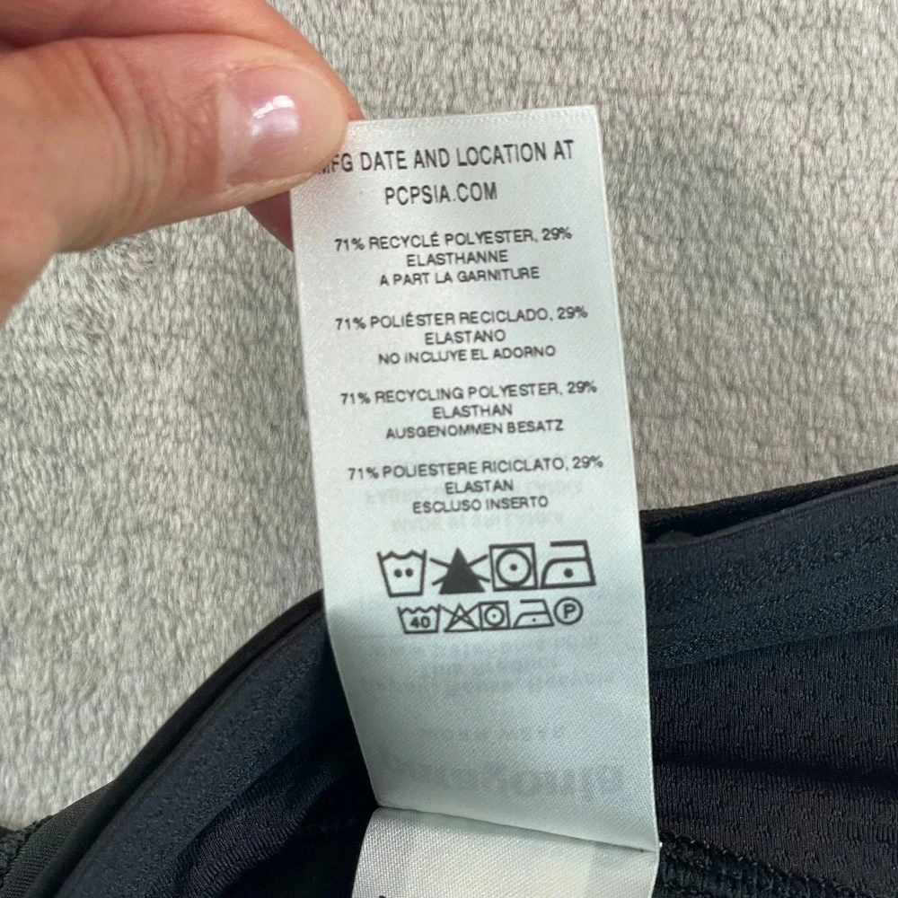 Patagonia Endless Runs Capri Performance Leggings Women Small Black Hike‎ NWT